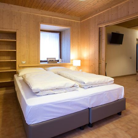 La Villa Feleit Bormio Exteriör bild