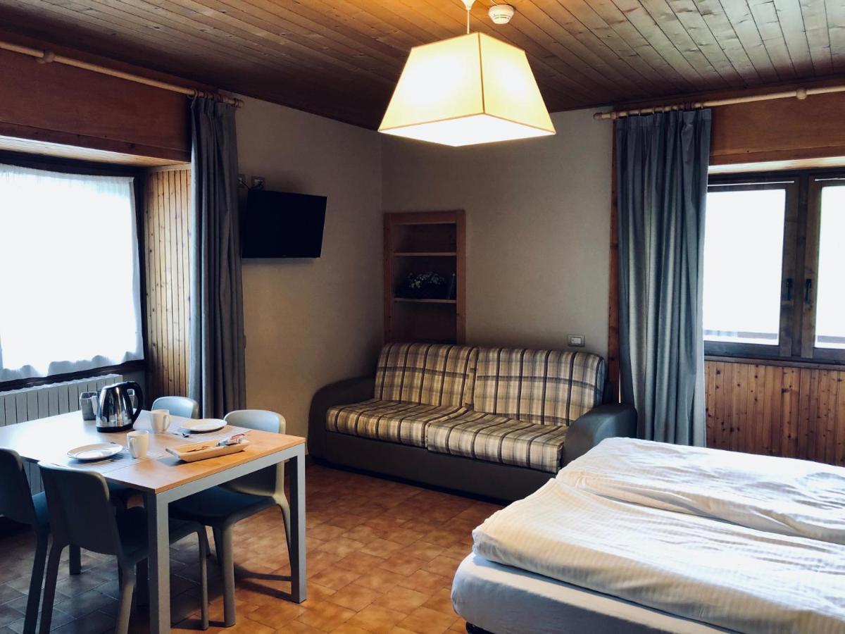 La Villa Feleit Bormio Exteriör bild