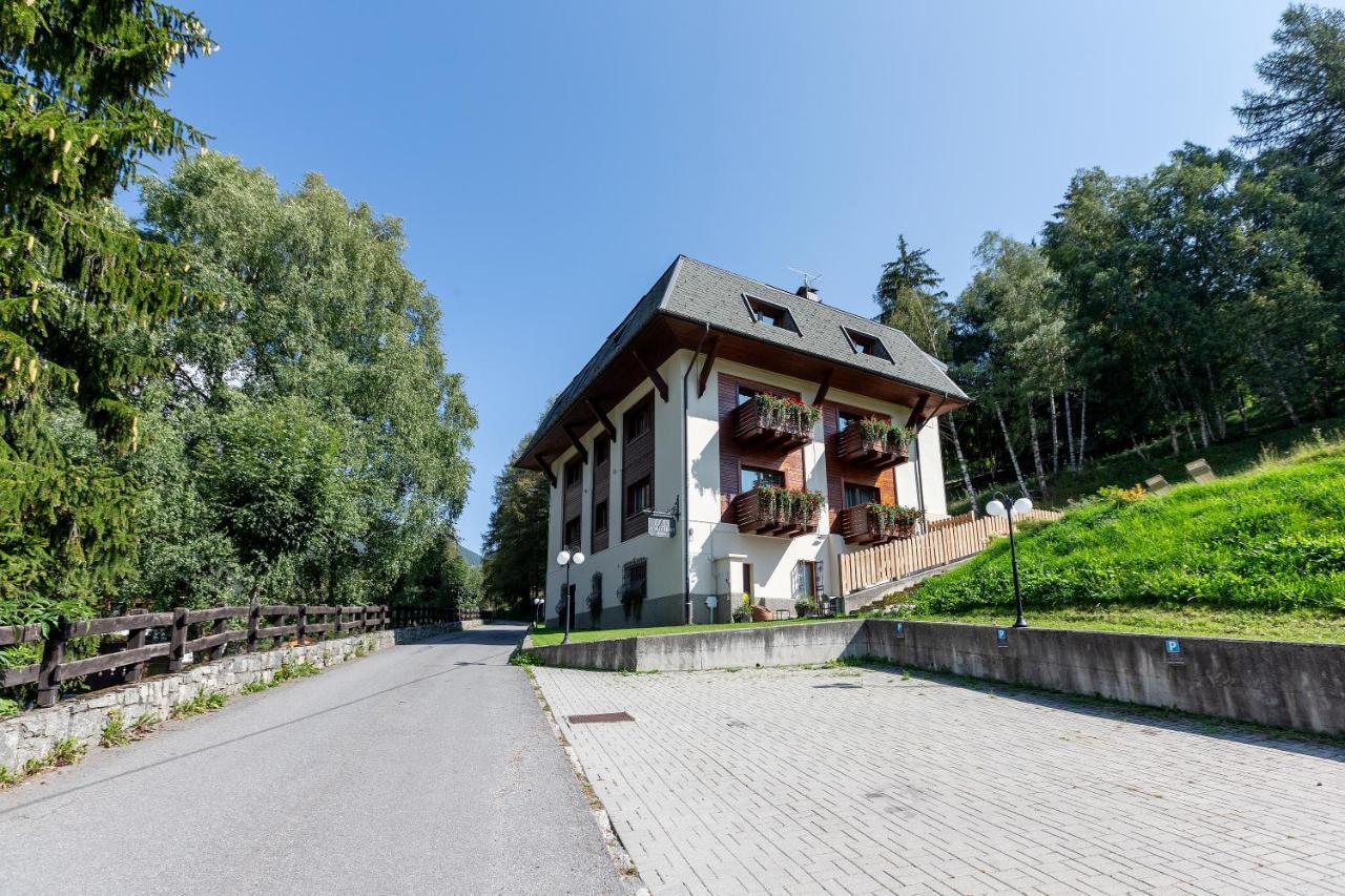 La Villa Feleit Bormio Exteriör bild